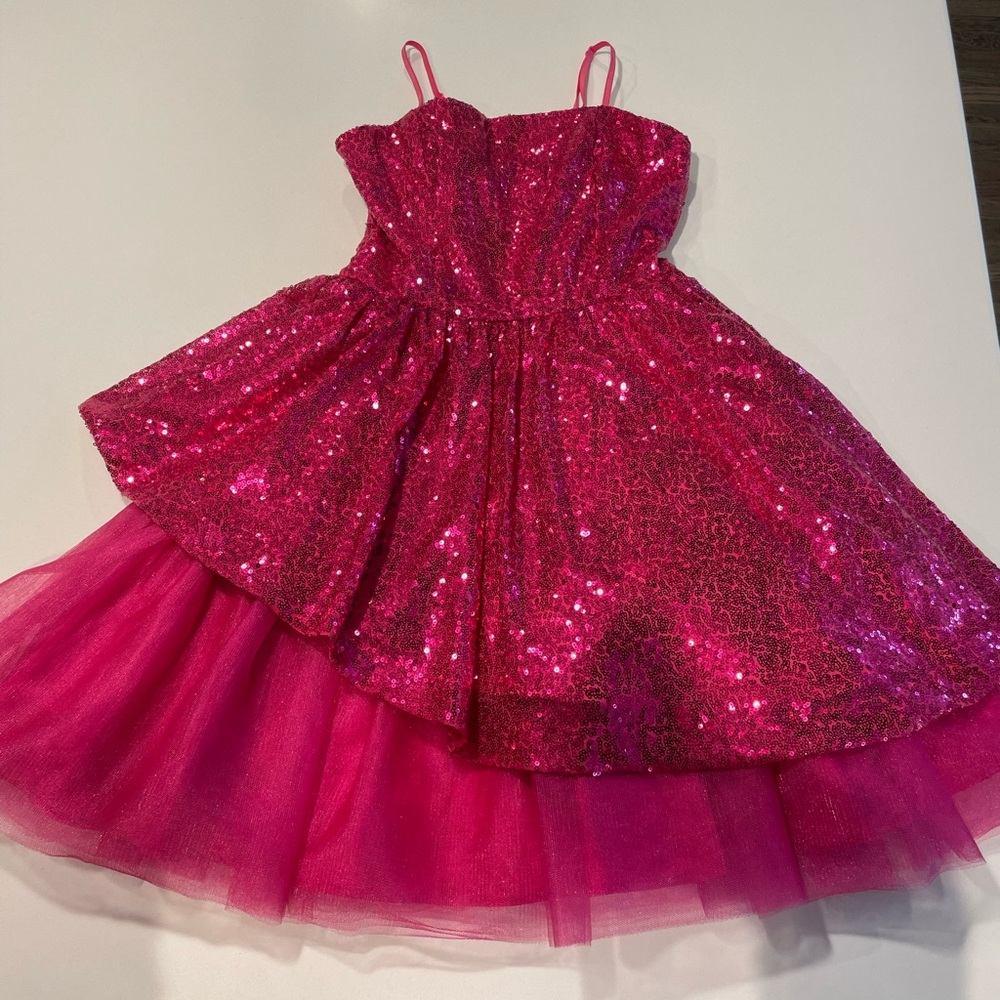 Barbie pink sequin party / graduation dress
